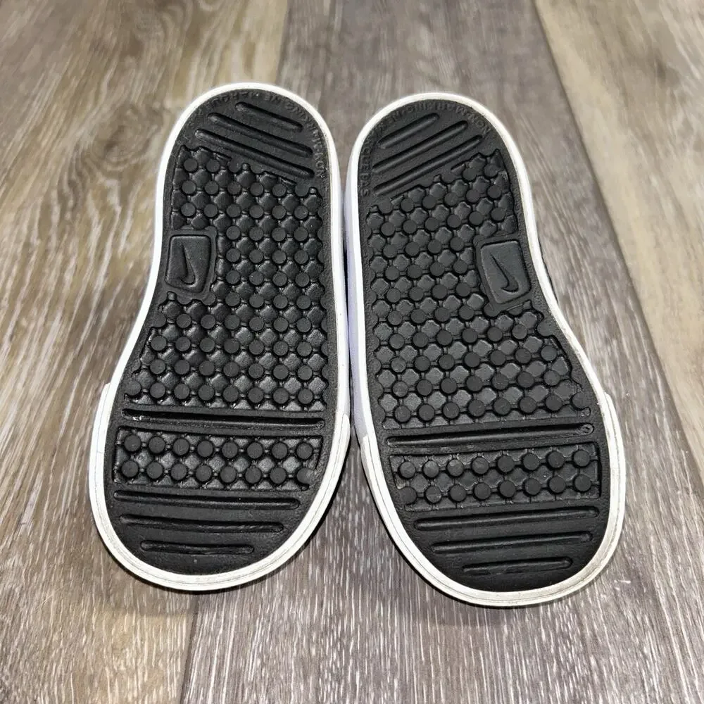 Nike 3 Toddler US Size 5C Black White Capri 579949 014 Strap Up Sneaker Shoes
